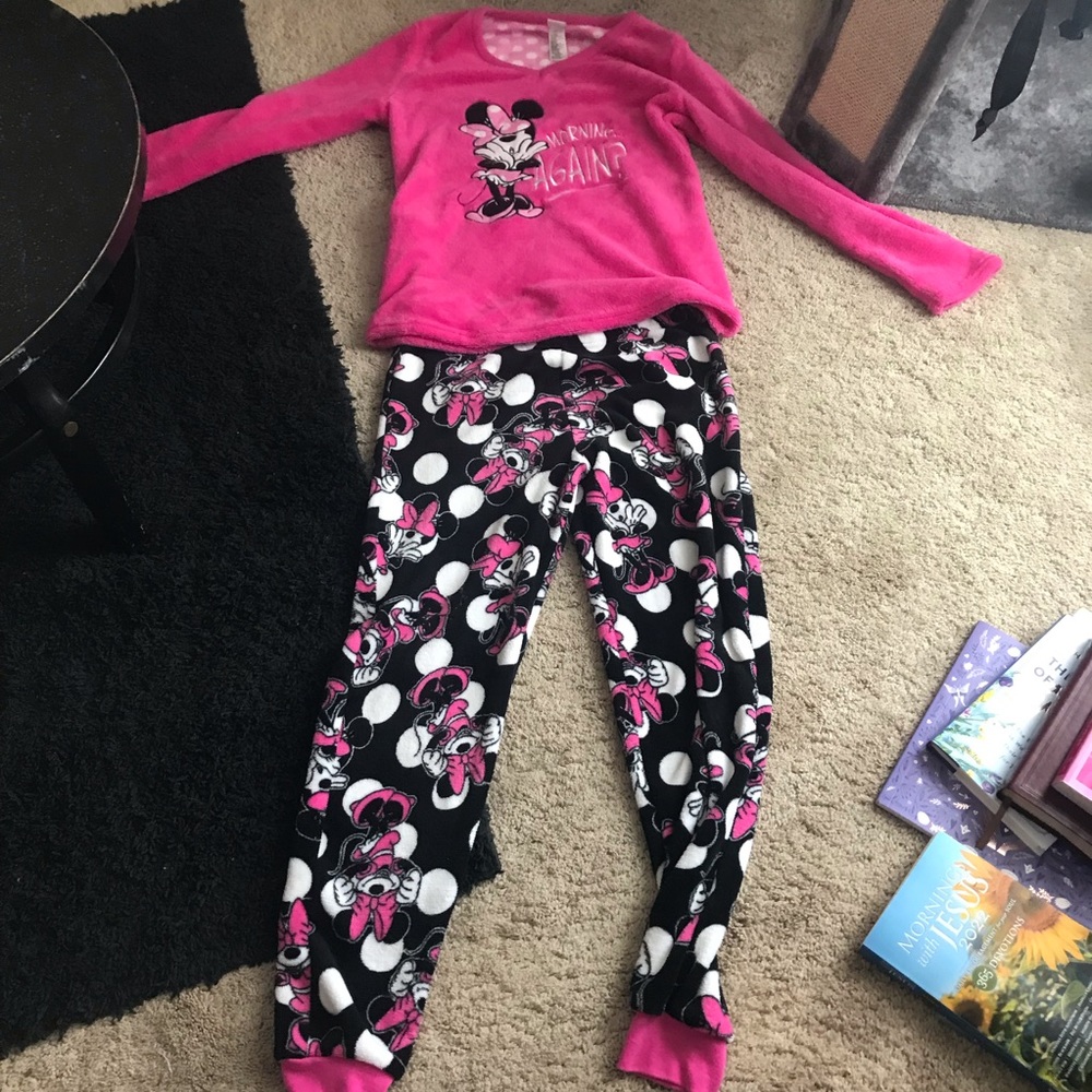 Never worn Minnie pajamas fuzzy and warm